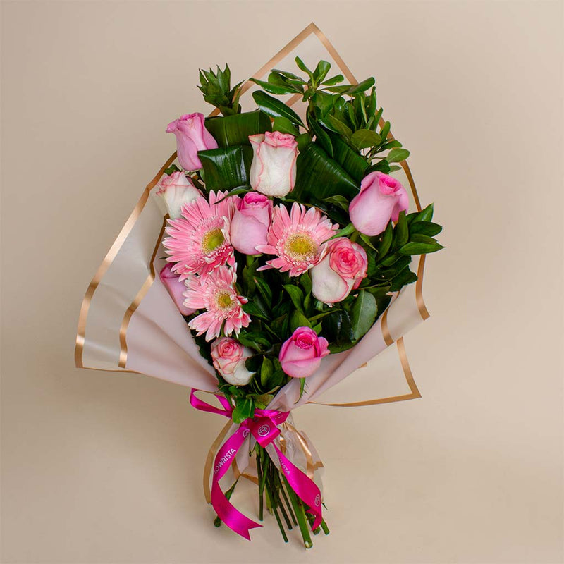 Flowrista Gorgeous Pink Roses Bouquet