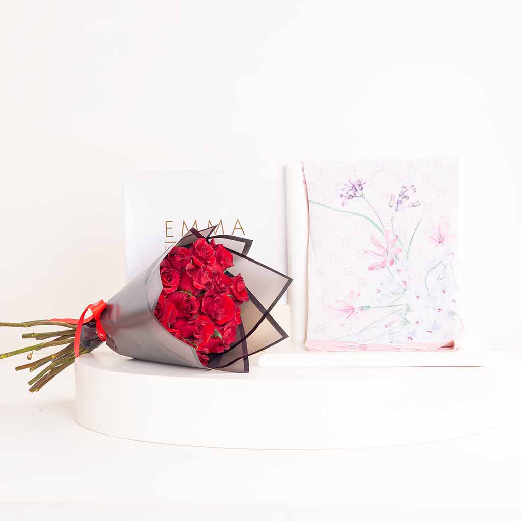 EMMA Fleuri Fleuri Scarf & Red Roses Bouquet