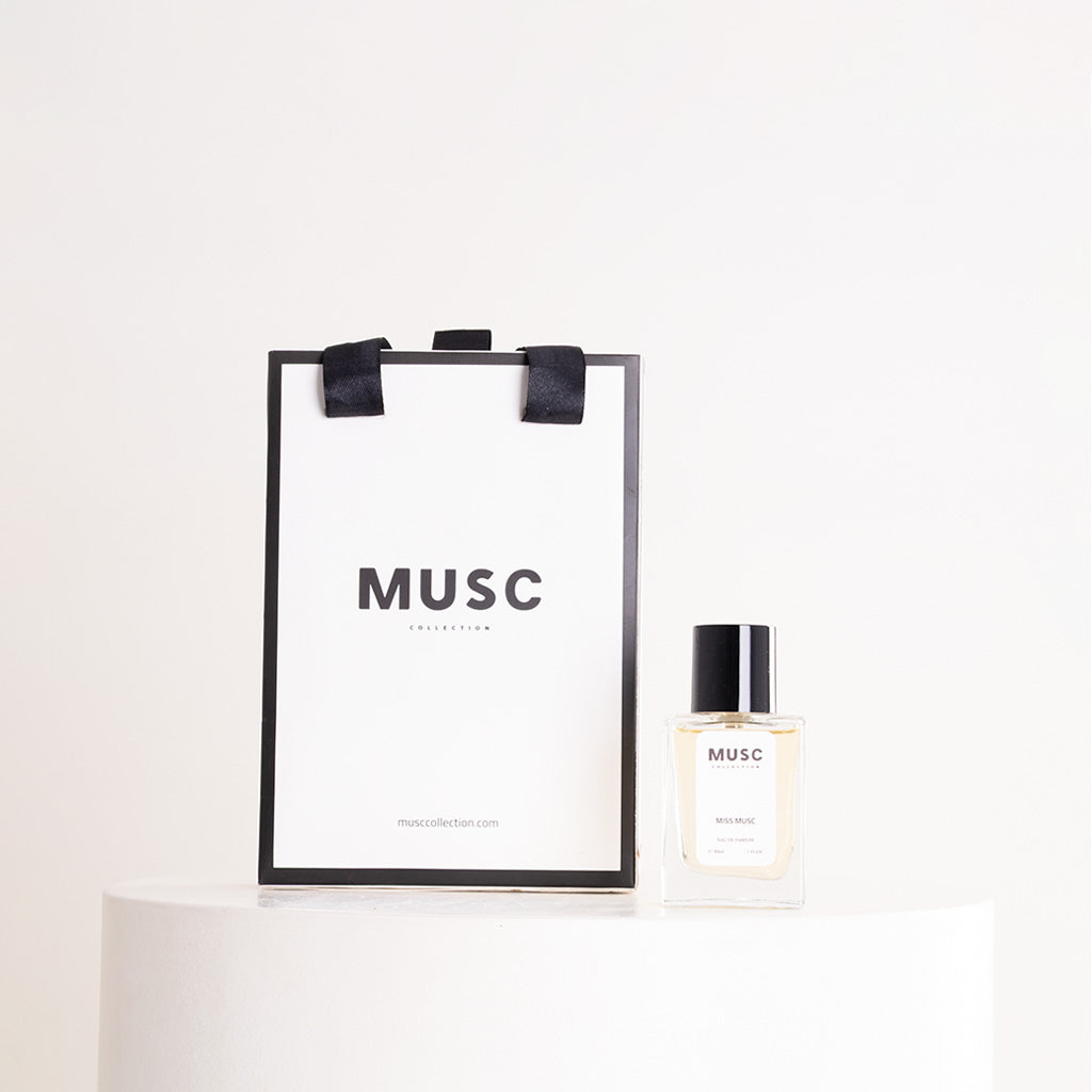 MUSC Miss Musc 30ml & Red Roses Bouquet