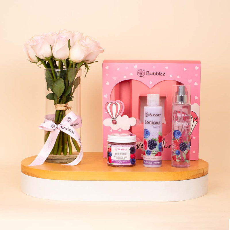 Bubblzz Love Is In The Air Beauty Berry Kit & Pink Roses Vase