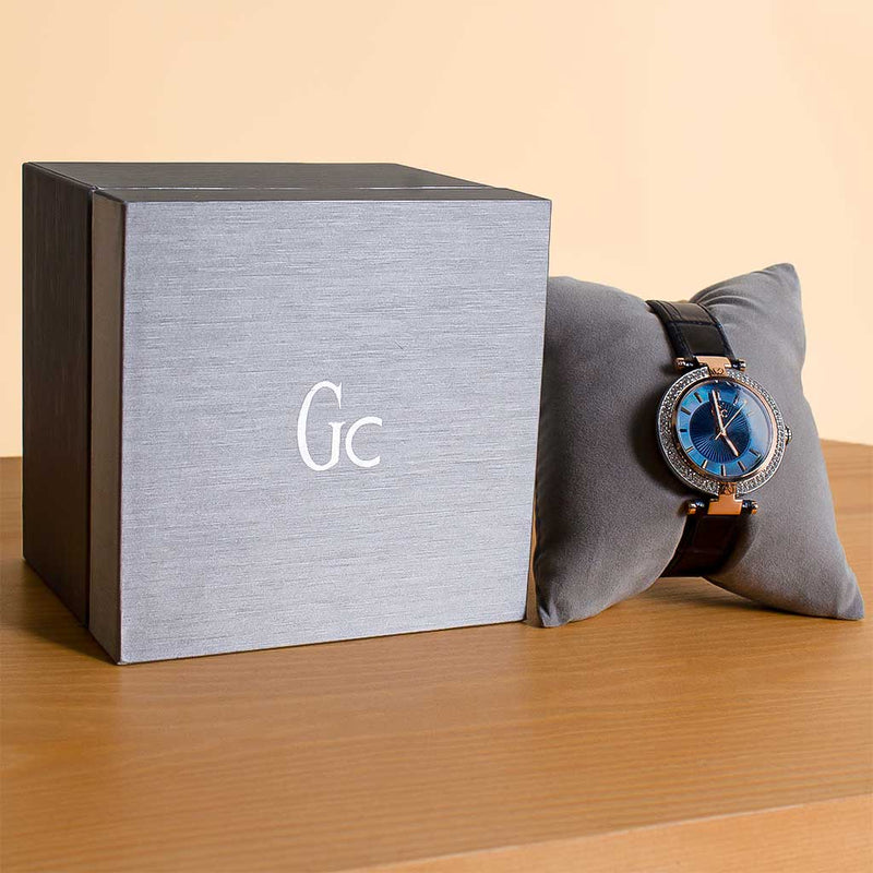Vogue Quartz Watch - Rose Gold & Blue Elegance