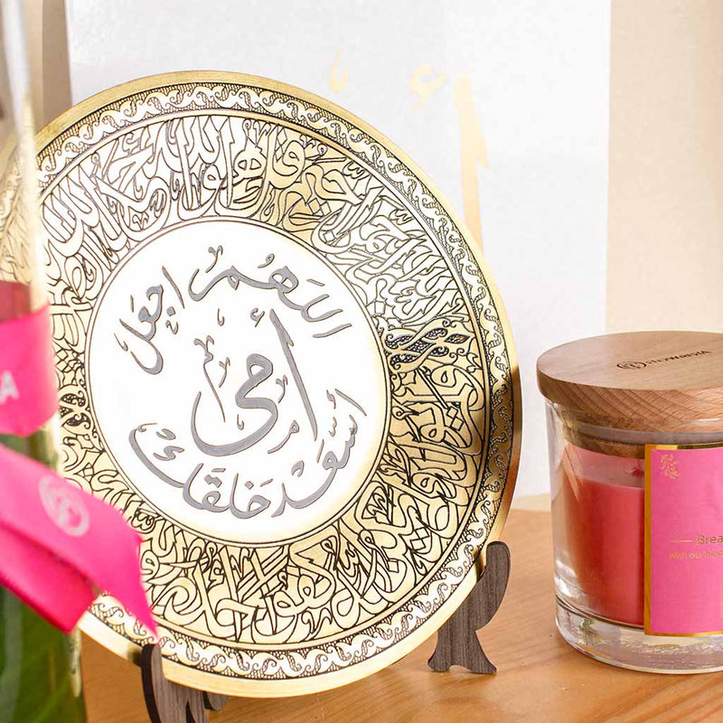 Flowrista | White Flower Vase with Candle & Golden Mother’s Shield