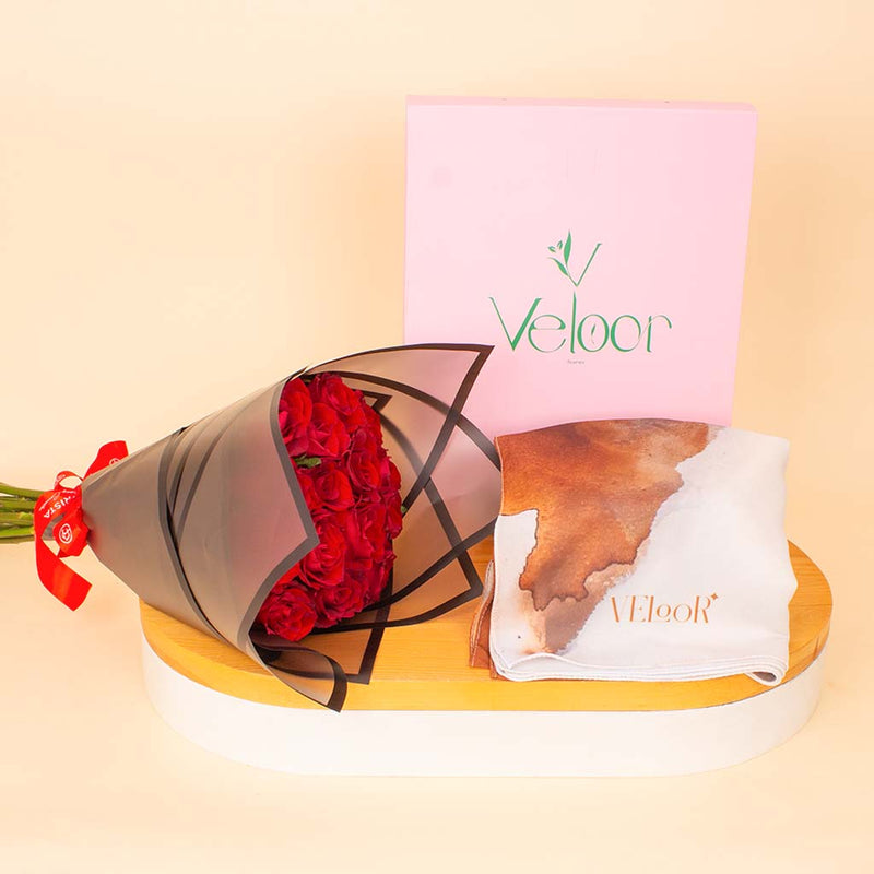 Veloor Nala Scarf & Red Roses Bouquet