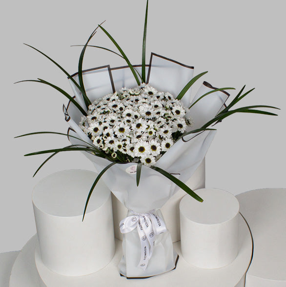 White Reagan Bouquet
