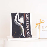 EMMA Leo Star Scarf & Purple Roses Vase