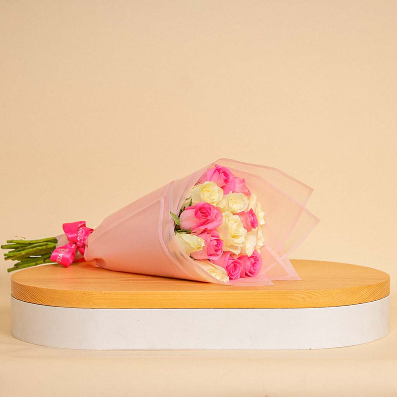 Mixed Flowers Bouquet – 20 White and Pink Flowers