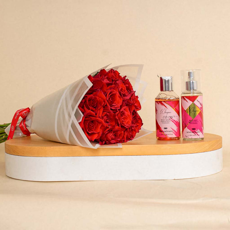 Soul & More Whisper Set And Romantic 15 Roses Hand Bouquet