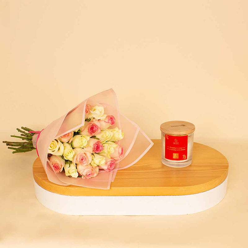 20 White&Pink Roses With Candle
