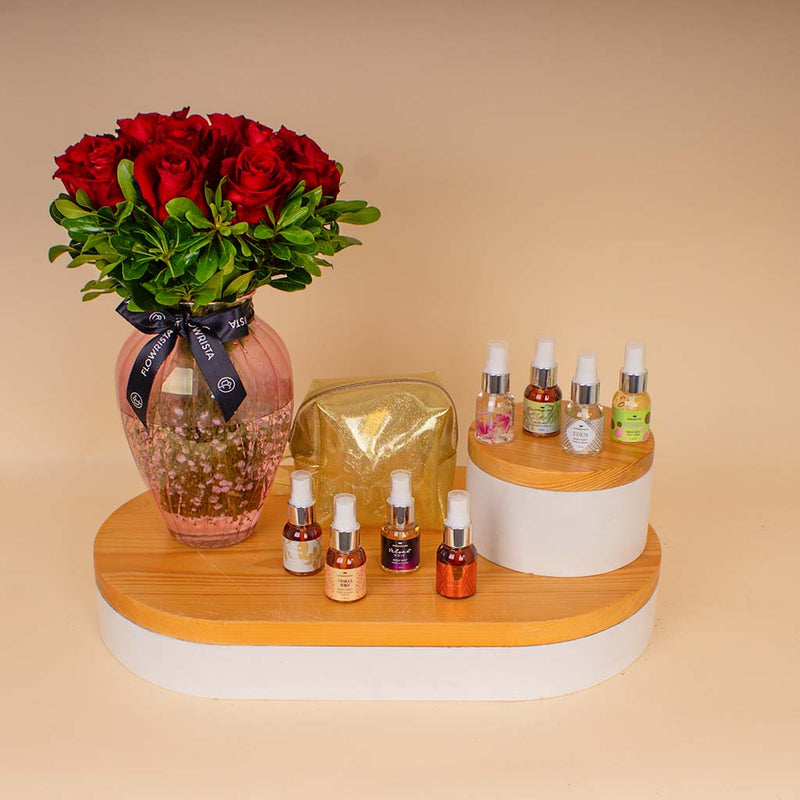 Soul & More — The Golden Pouch & Red Roses Art Vase