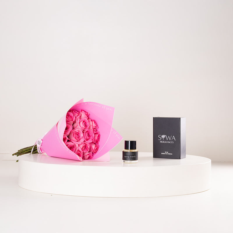 Siwa Layering Pistachio with Hand Bouquet of 20 Pink Roses