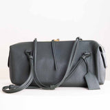 CoCan Capsule Shoulder Bag & Pink Roses Bouquet