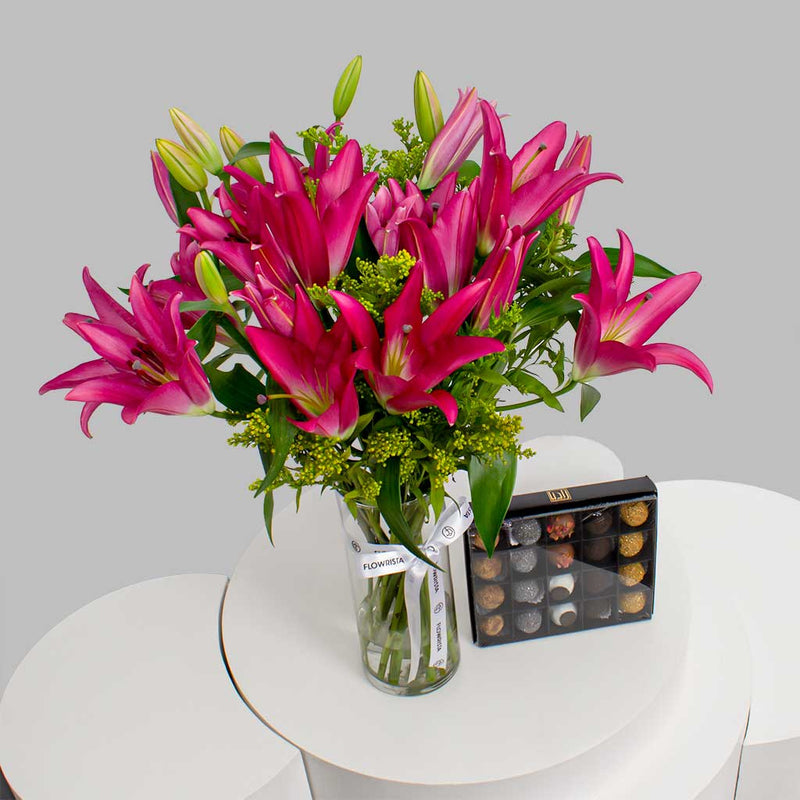 Zadna Dates & Lily Bouquet - 18 Pieces