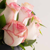 Flowrista Jumilia Rose Box