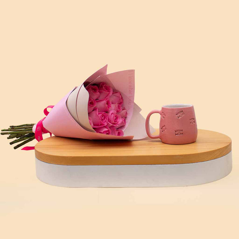 Mug Wow mom Pink | Bouquet of 15 Light Pink Flowers