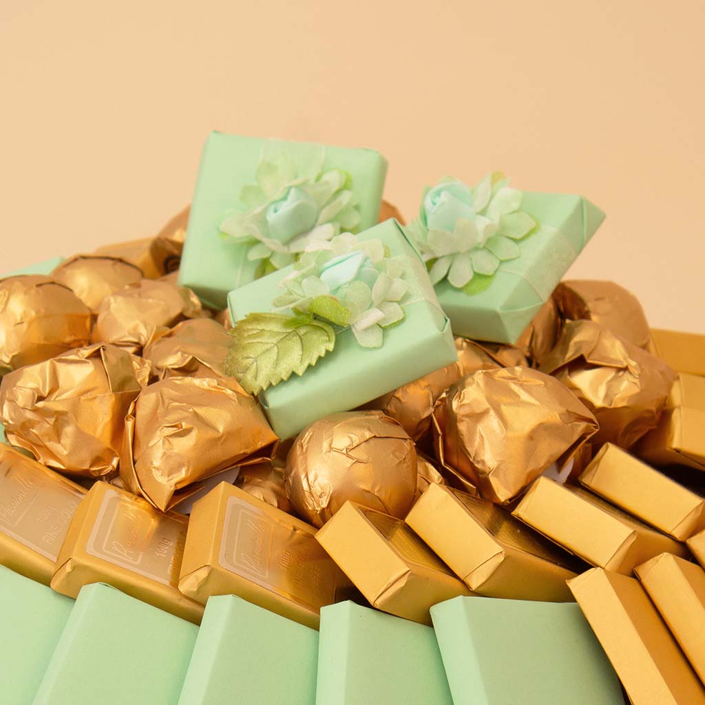 Passionelle Crystalline Silver Gift with 15 White Roses