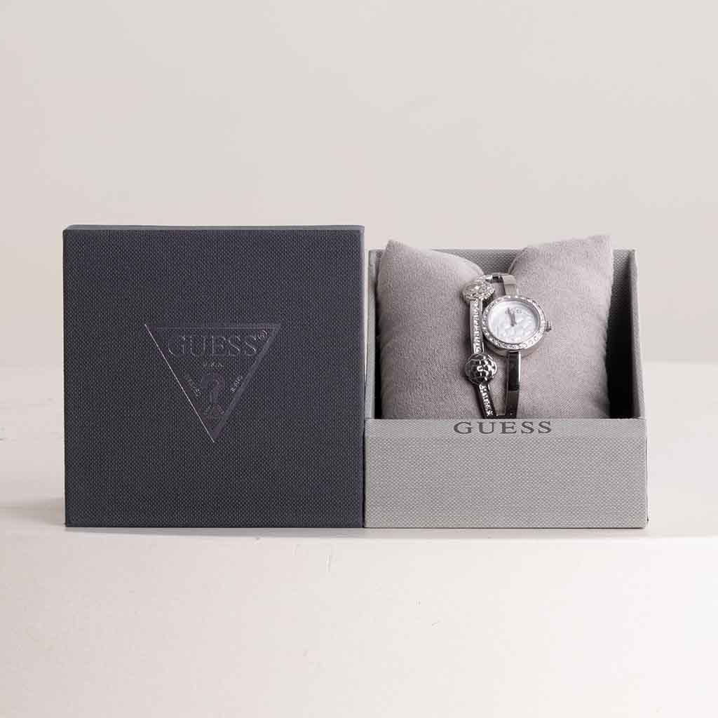 GUESS Chloe Bracelet Watch & Revival Roses Bouquet