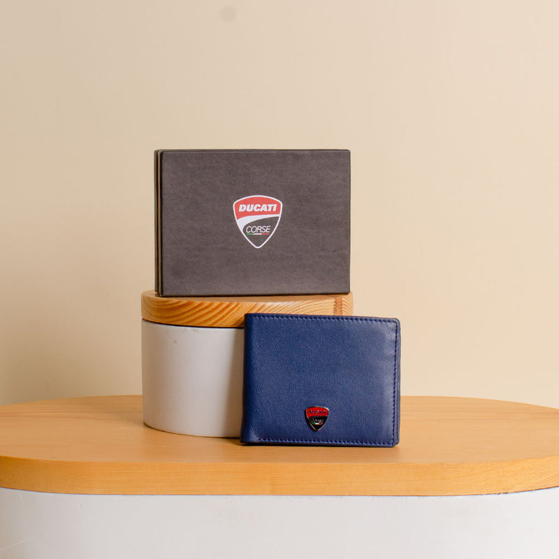 Ducati Corse Leather Wallet & 15 Red Roses Bouquet