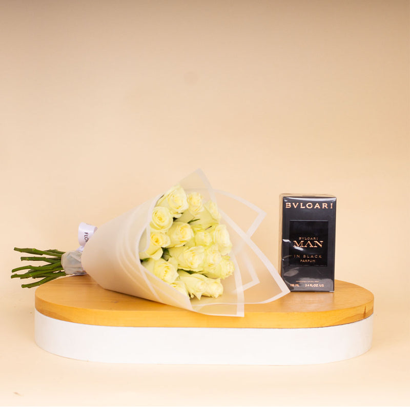 BVLGARI Man in Black Eau de Parfum 100 ml & White Roses Bouquet