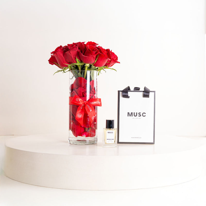 MUSC Wanted by Night & 15 Red Roses Vase