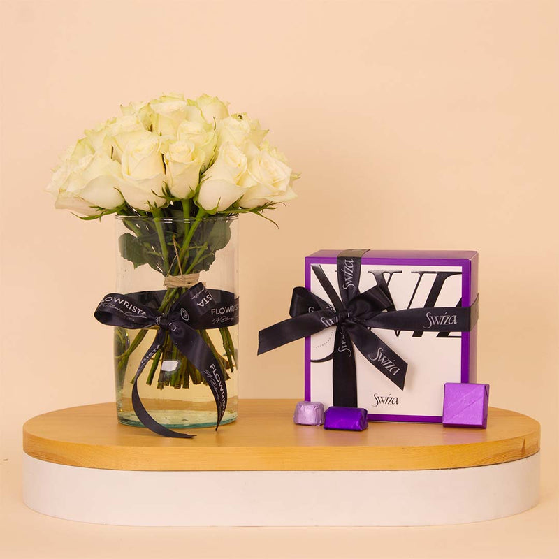 Swiza Chocolate Box 500g & 20 White Roses Vase